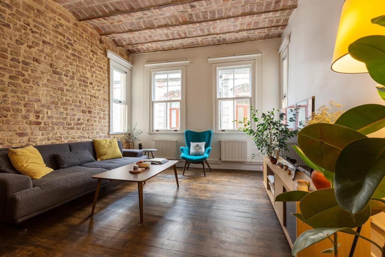 Renovated Apartment At The Heart Of Istanbul With Huge Terrace Екстер'єр фото